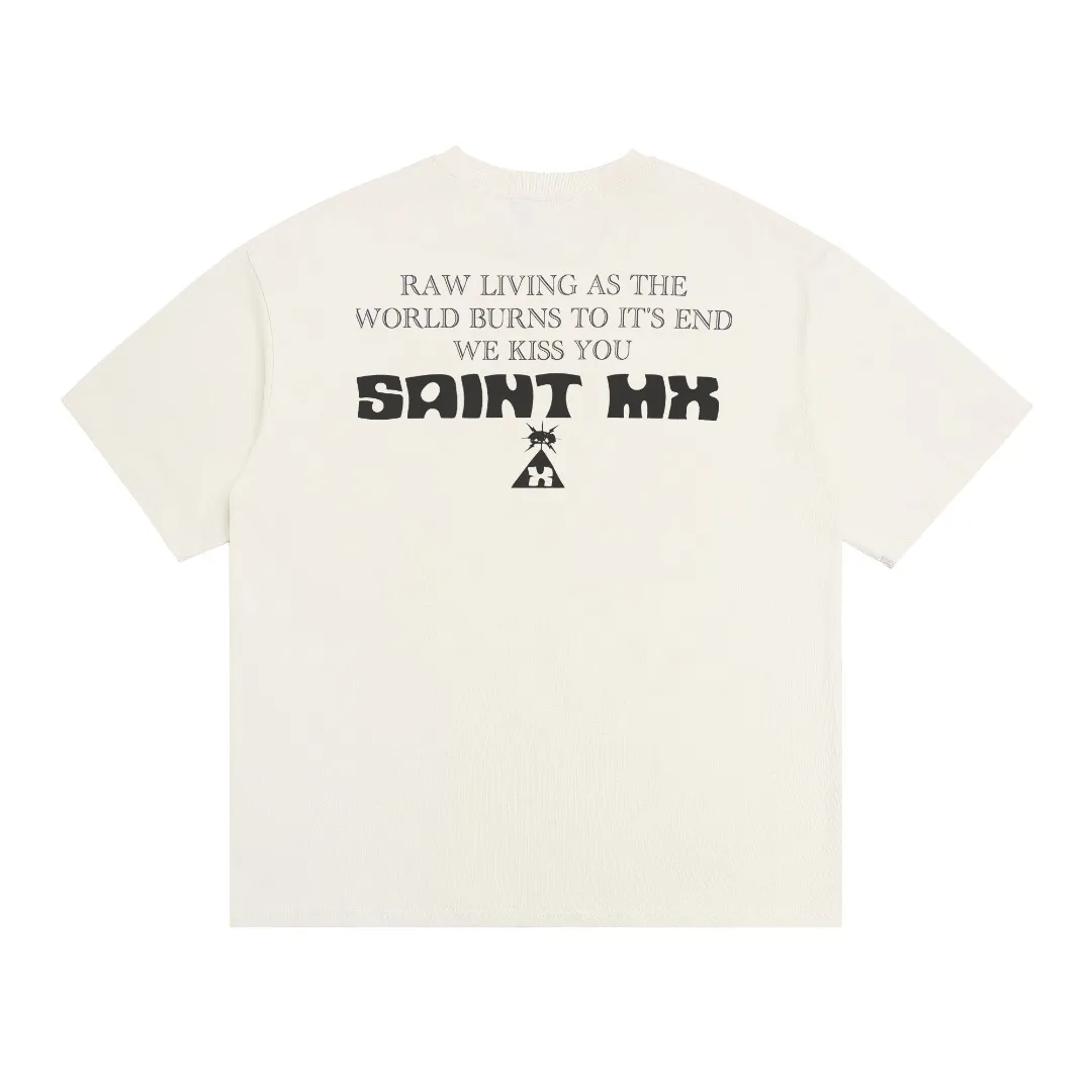 Saint Michael's new bull's-eye print retro pure cotton loose short-sleeved T-shirt with digital white ink direct injection, the fabric is breathable and the pattern is three-dimensional and clear. Fabric: Double yarn 240g Style number: S858 Size: S-M-L-XL Color: Off-white Price: P110